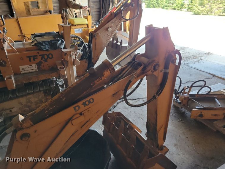 image for item DG0586 Case TF700 trencher