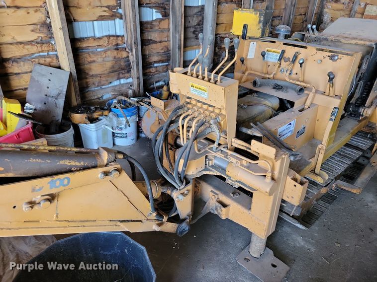 image for item DG0586 Case TF700 trencher