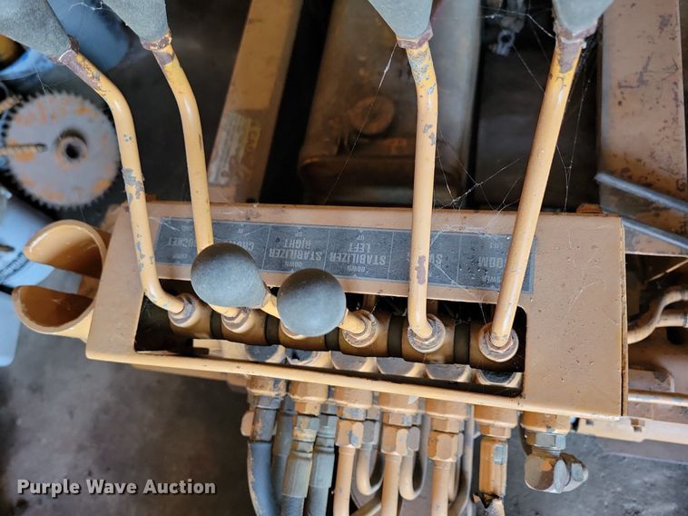 image for item DG0586 Case TF700 trencher