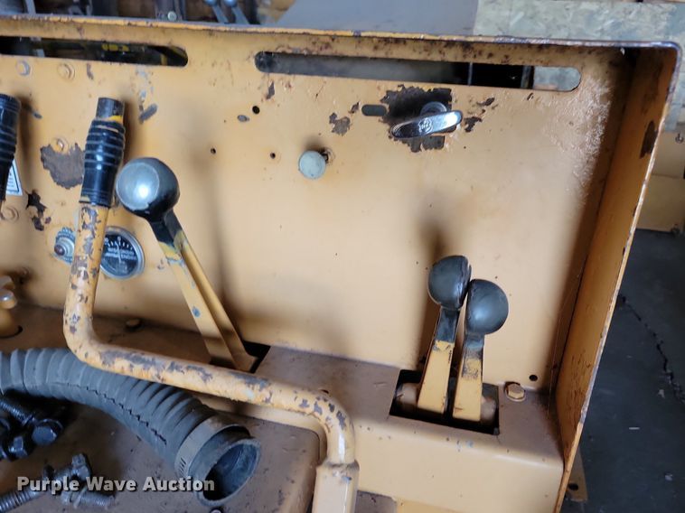 image for item DG0586 Case TF700 trencher