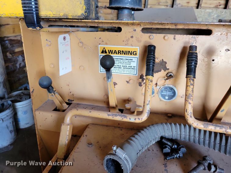 image for item DG0586 Case TF700 trencher