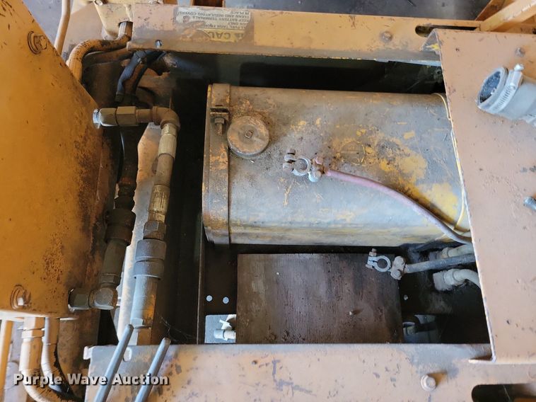 image for item DG0586 Case TF700 trencher