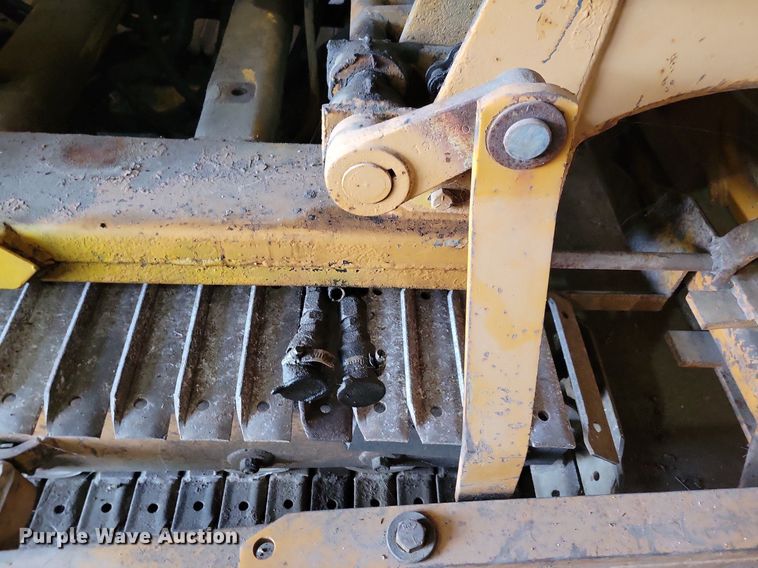 image for item DG0586 Case TF700 trencher