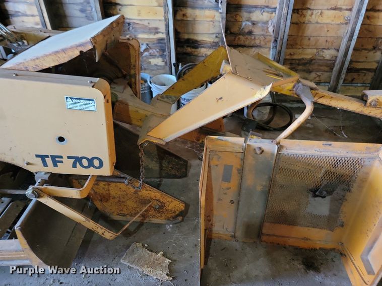 image for item DG0586 Case TF700 trencher