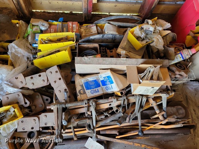 image for item DG0586 Case TF700 trencher