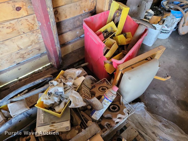 image for item DG0586 Case TF700 trencher