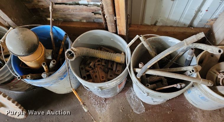 image for item DG0586 Case TF700 trencher