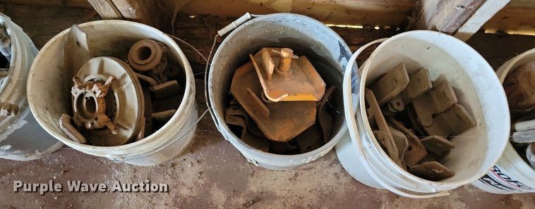 image for item DG0586 Case TF700 trencher