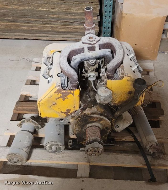 image for item DG0586 Case TF700 trencher