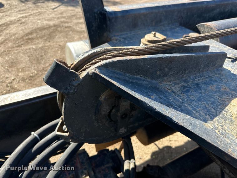 image for item DG4327 1985 Peterbilt 362 roll-off container truck