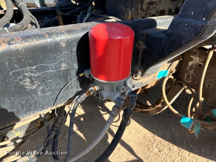 image for item DG4327 1985 Peterbilt 362 roll-off container truck