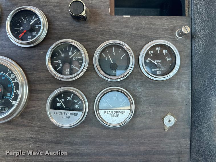 image for item DG4327 1985 Peterbilt 362 roll-off container truck