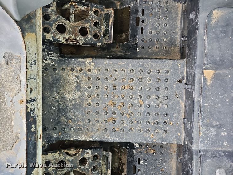 image for item DK0540 2015 Bobcat S570 skid steer loader