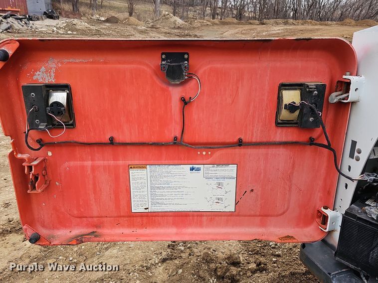 image for item DK0540 2015 Bobcat S570 skid steer loader