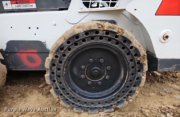 image for item DK0540 2015 Bobcat S570 skid steer loader