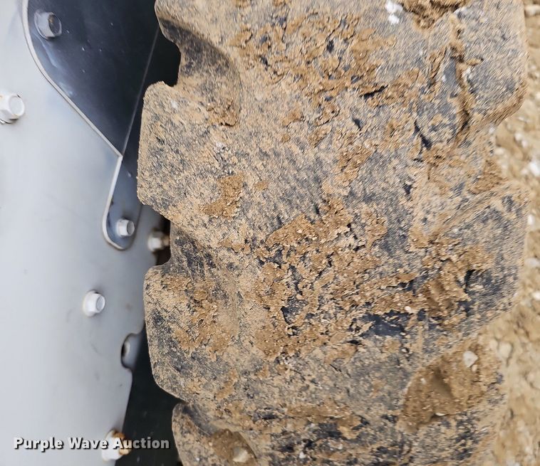 image for item DK0540 2015 Bobcat S570 skid steer loader