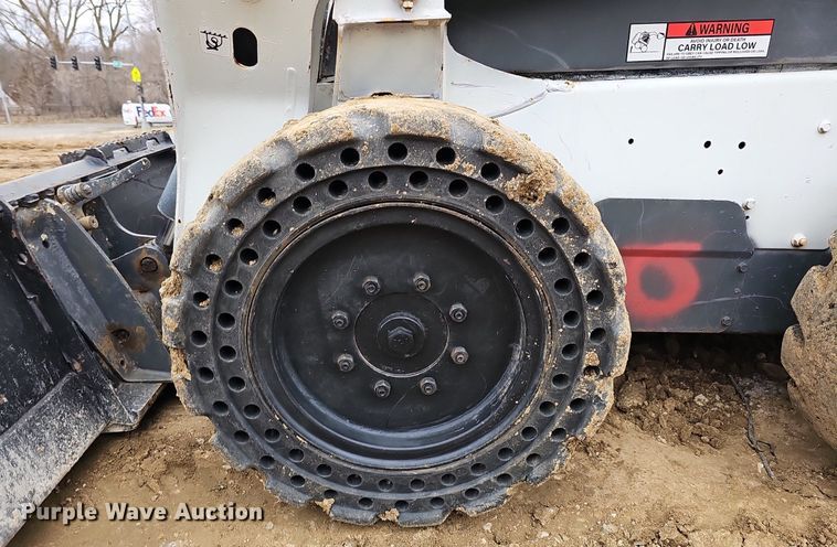 image for item DK0540 2015 Bobcat S570 skid steer loader