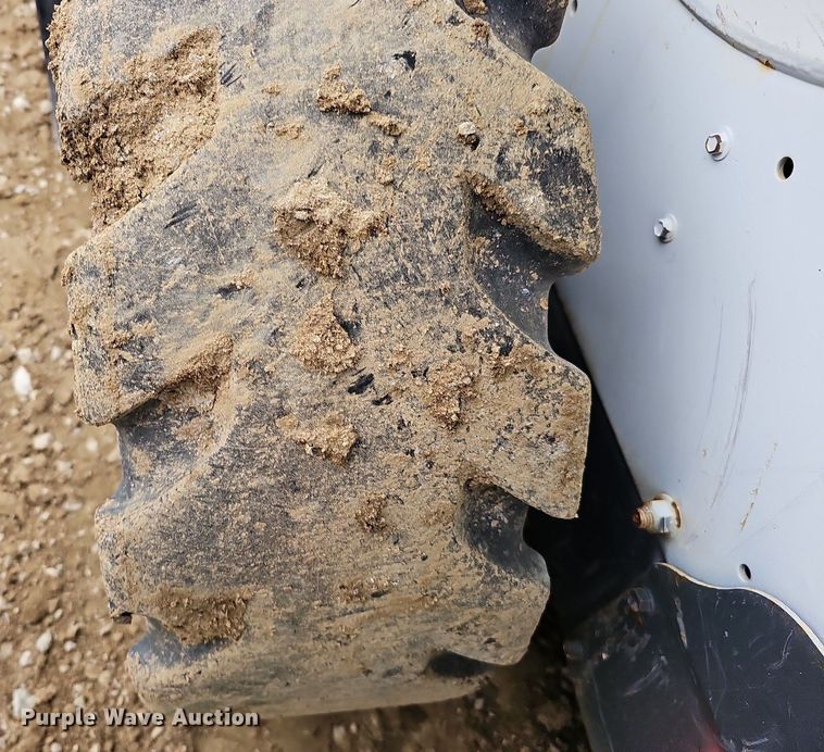 image for item DK0540 2015 Bobcat S570 skid steer loader