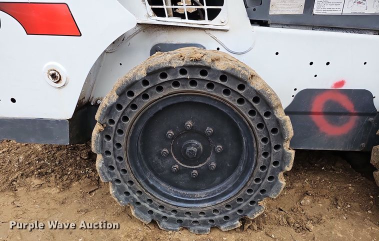 image for item DK0540 2015 Bobcat S570 skid steer loader