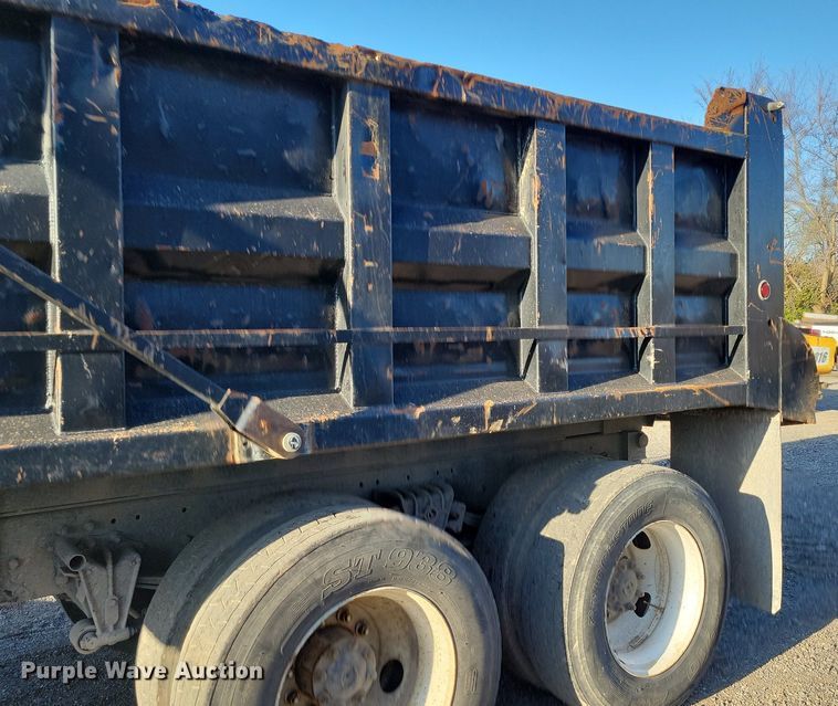 image for item DK4225 1997 Volvo WCA dump truck