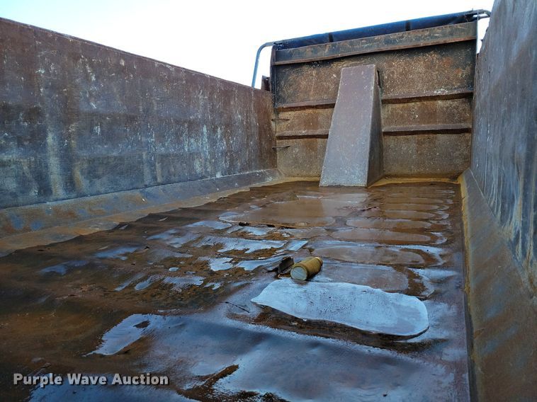 image for item DK4225 1997 Volvo WCA dump truck