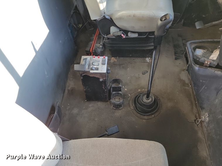 image for item DK4225 1997 Volvo WCA dump truck