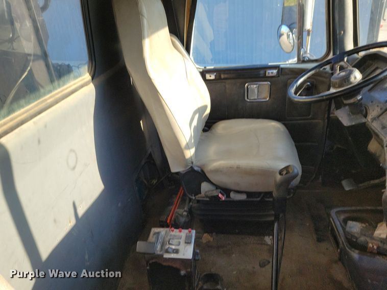 image for item DK4225 1997 Volvo WCA dump truck