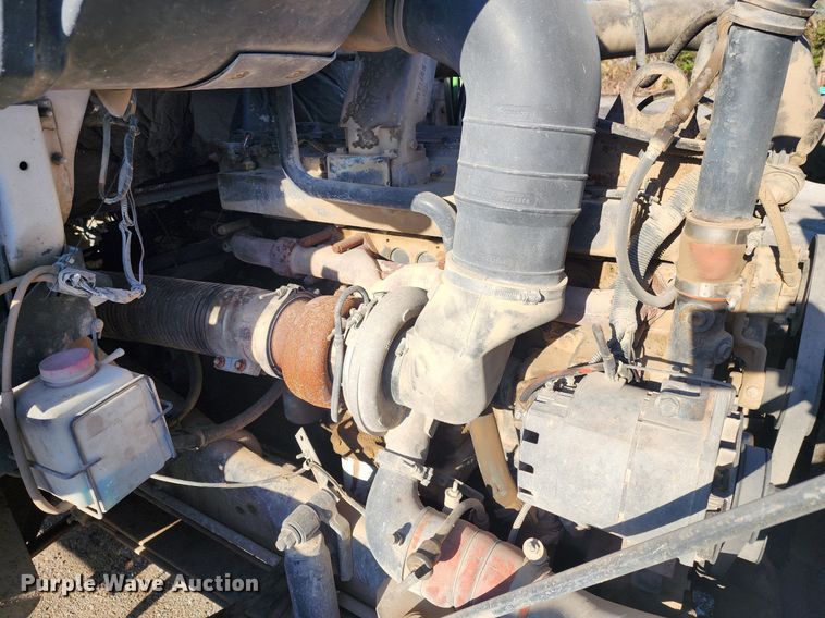 image for item DK4225 1997 Volvo WCA dump truck