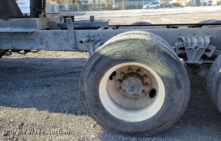 image for item DK4225 1997 Volvo WCA dump truck