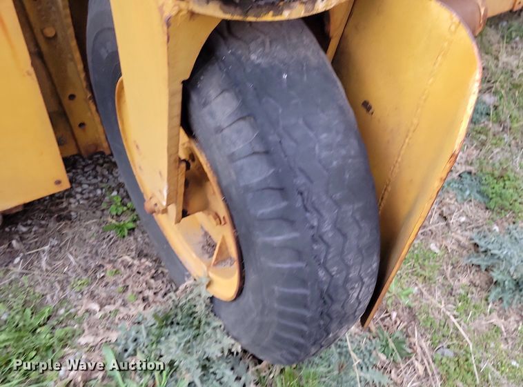 image for item DK4232 Road shoulder widener