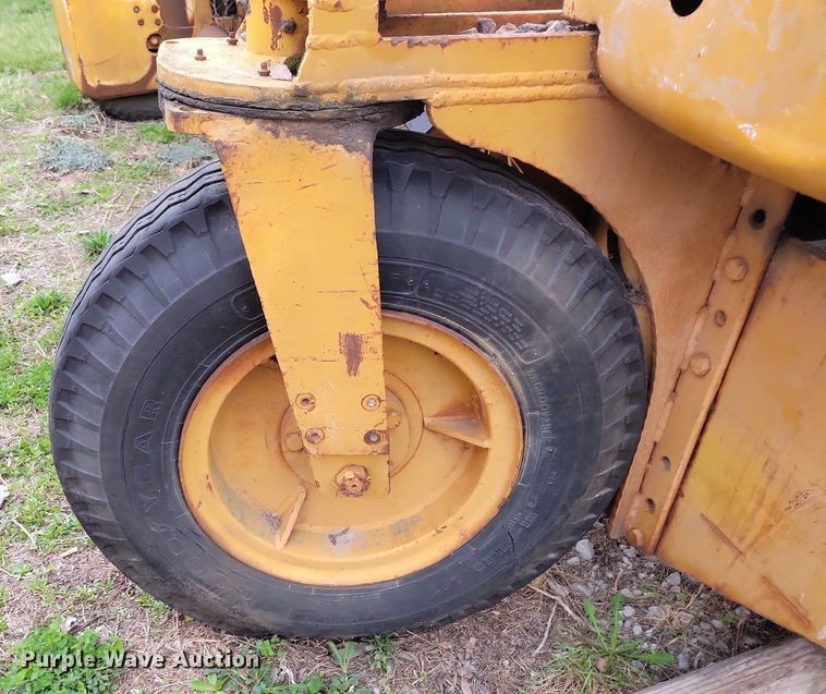 image for item DK4232 Road shoulder widener