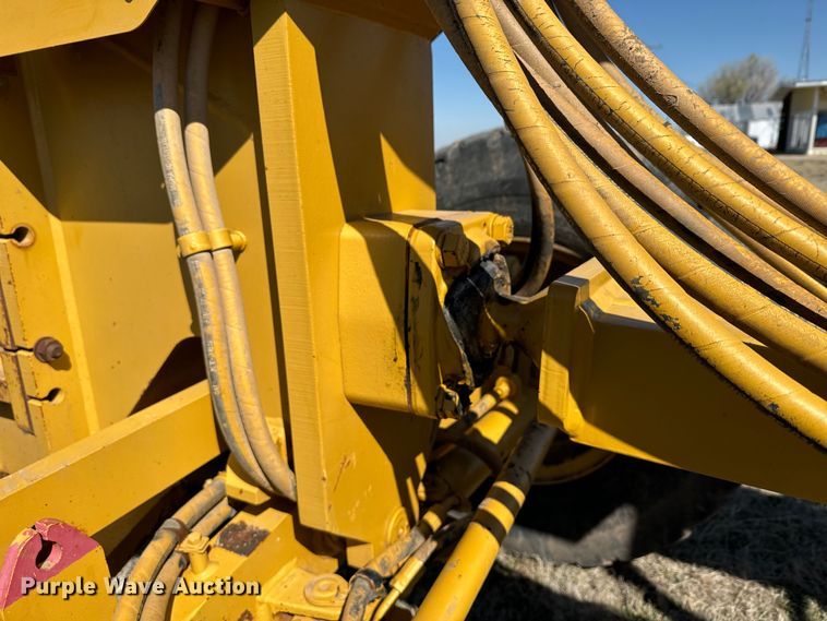 image for item DK6802 2007 Caterpillar 140H VHP motor grader