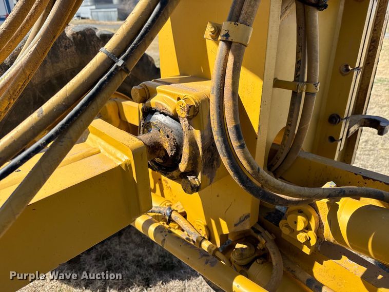 image for item DK6802 2007 Caterpillar 140H VHP motor grader