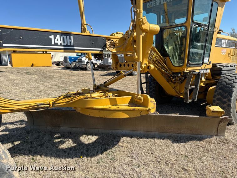 image for item DK6802 2007 Caterpillar 140H VHP motor grader