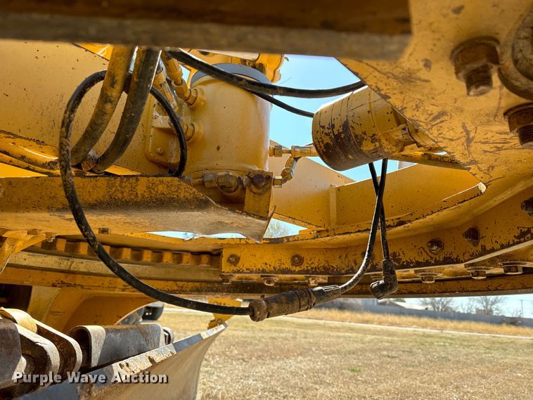 image for item DK6802 2007 Caterpillar 140H VHP motor grader