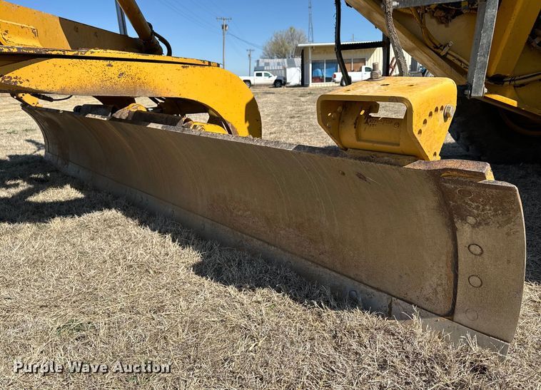 image for item DK6802 2007 Caterpillar 140H VHP motor grader