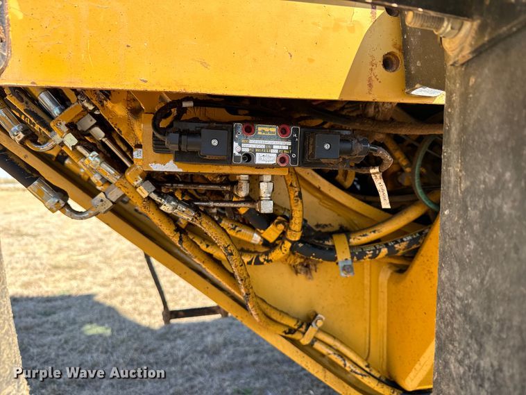 image for item DK6802 2007 Caterpillar 140H VHP motor grader