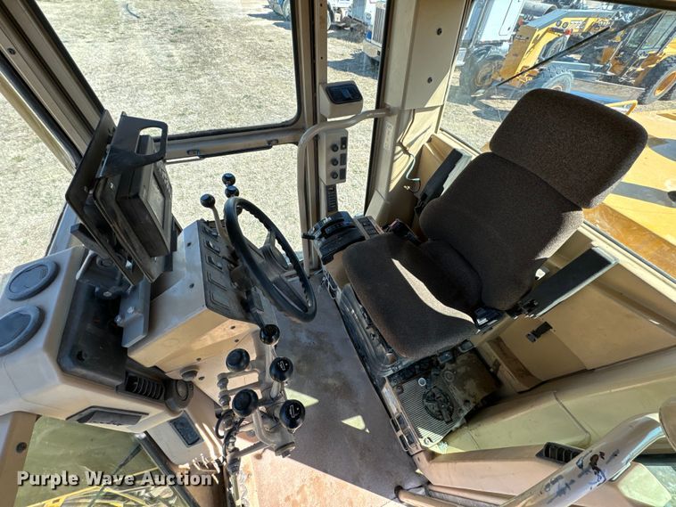 image for item DK6802 2007 Caterpillar 140H VHP motor grader