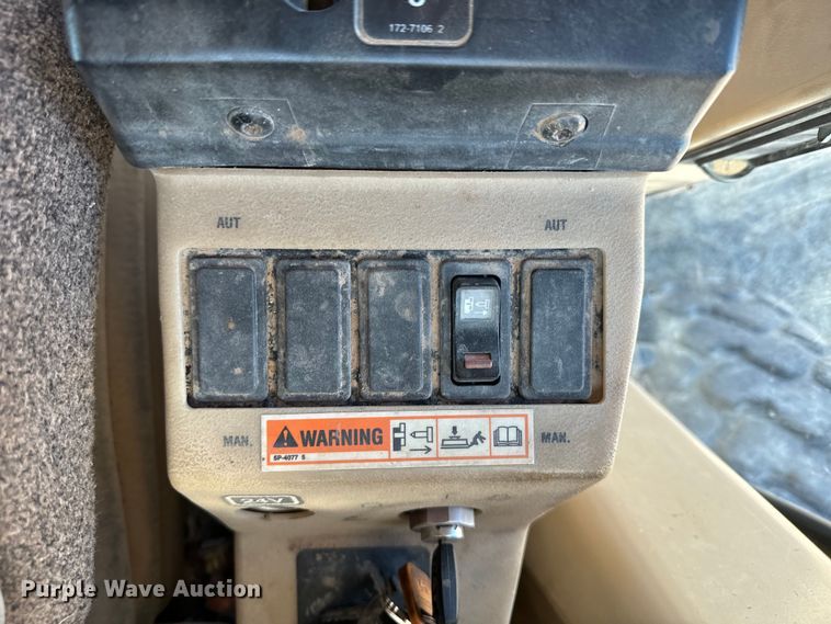 image for item DK6802 2007 Caterpillar 140H VHP motor grader