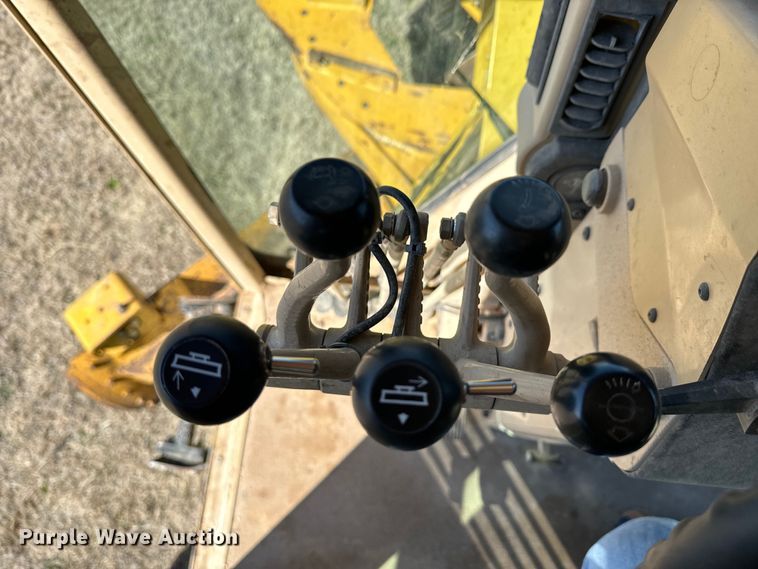 image for item DK6802 2007 Caterpillar 140H VHP motor grader