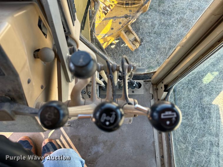 image for item DK6802 2007 Caterpillar 140H VHP motor grader