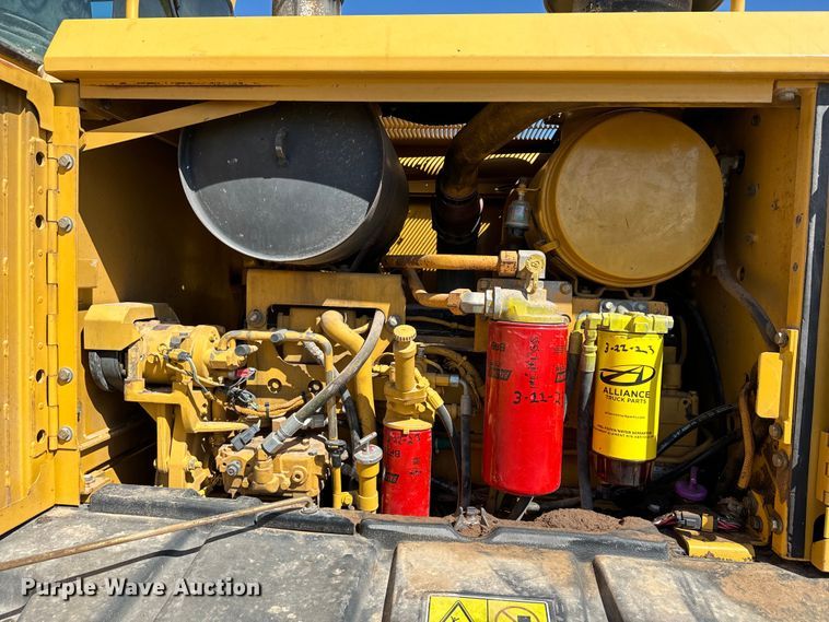 image for item DK6802 2007 Caterpillar 140H VHP motor grader