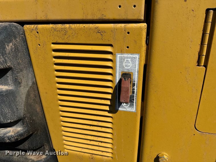 image for item DK6802 2007 Caterpillar 140H VHP motor grader