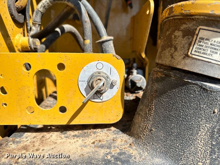 image for item DK6802 2007 Caterpillar 140H VHP motor grader