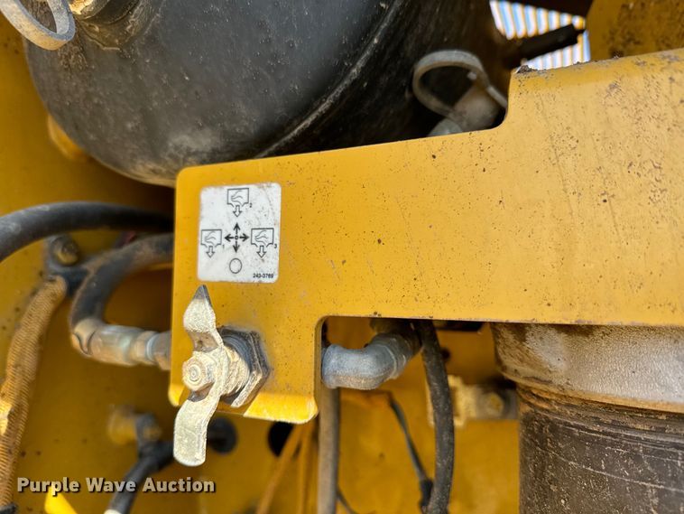 image for item DK6802 2007 Caterpillar 140H VHP motor grader