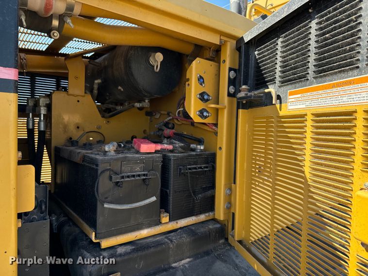 image for item DK6802 2007 Caterpillar 140H VHP motor grader