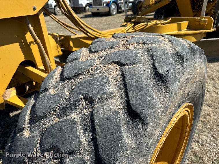 image for item DK6802 2007 Caterpillar 140H VHP motor grader