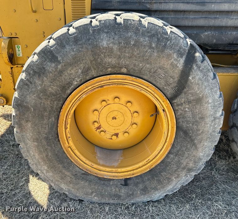 image for item DK6802 2007 Caterpillar 140H VHP motor grader