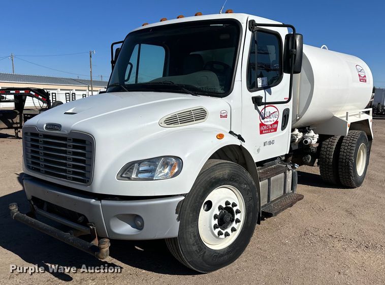 image for item DM2707 2014 Freightliner  Business Class M2 water truck