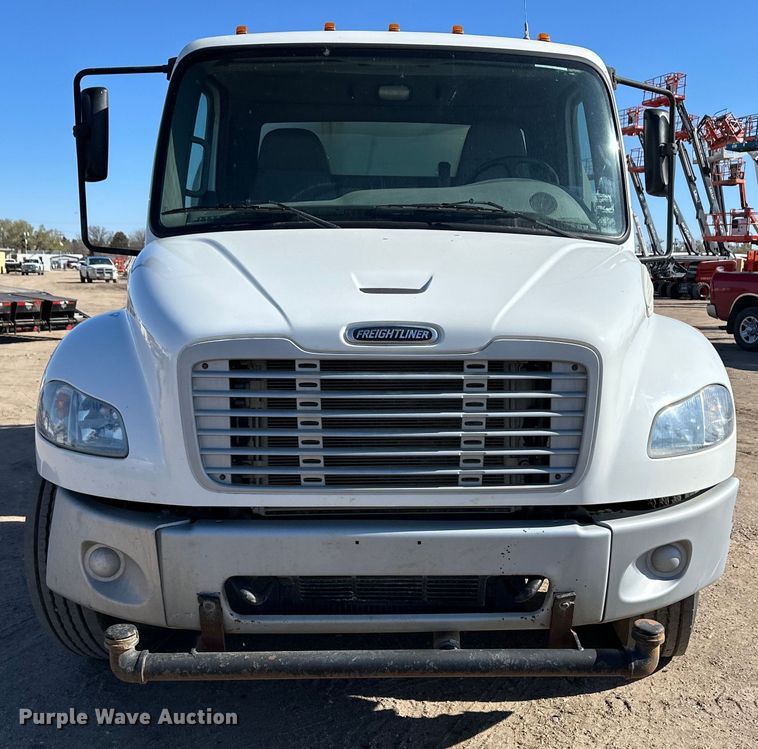 image for item DM2707 2014 Freightliner  Business Class M2 water truck